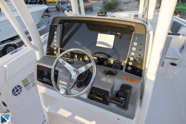 New 2024 Robalo 232 Explorer for sale
